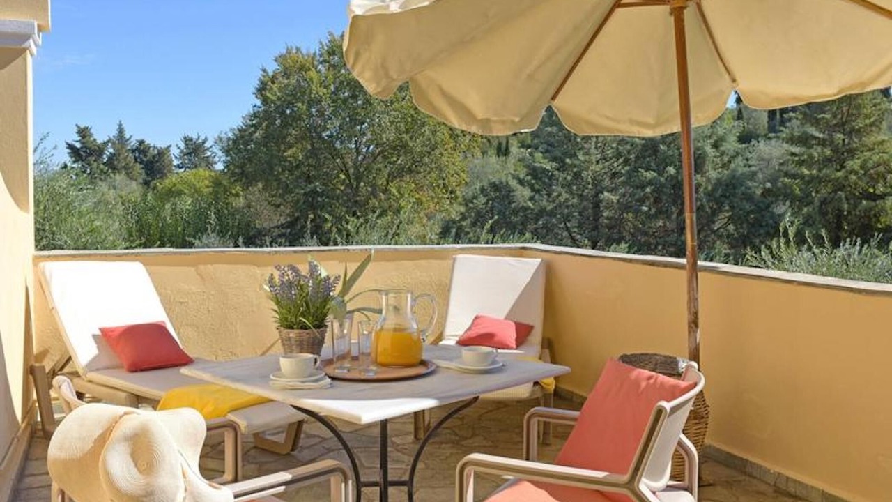 Photo of Outdoor in Afra