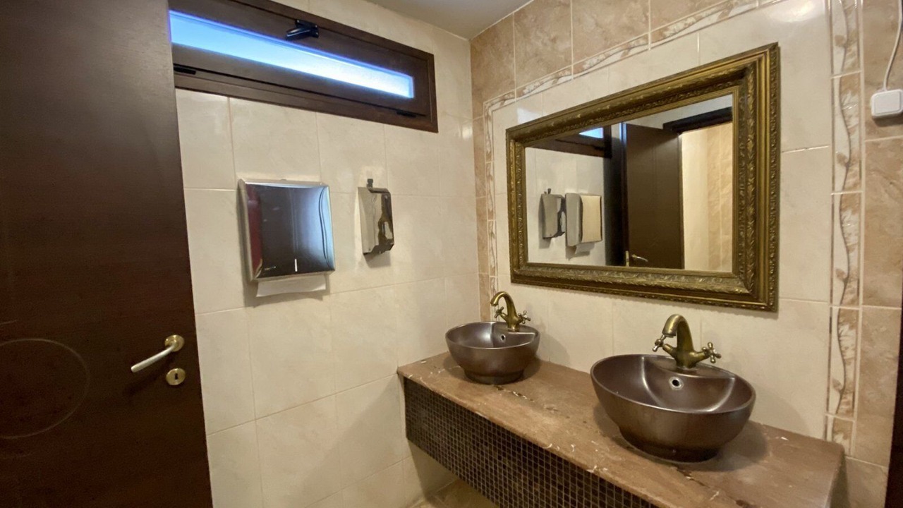 Photo of Bathroom in Karya