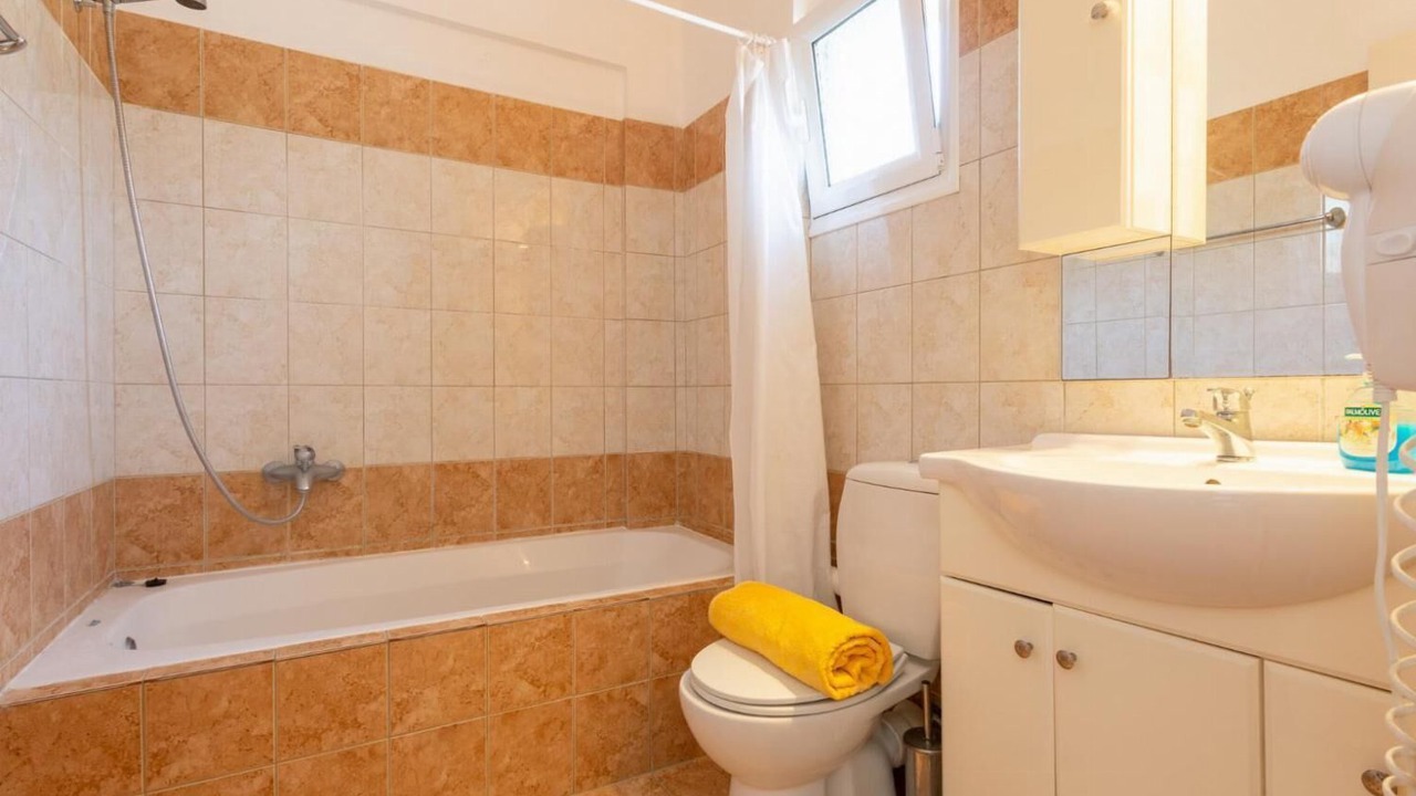 Photo of Bathroom in Kateleios