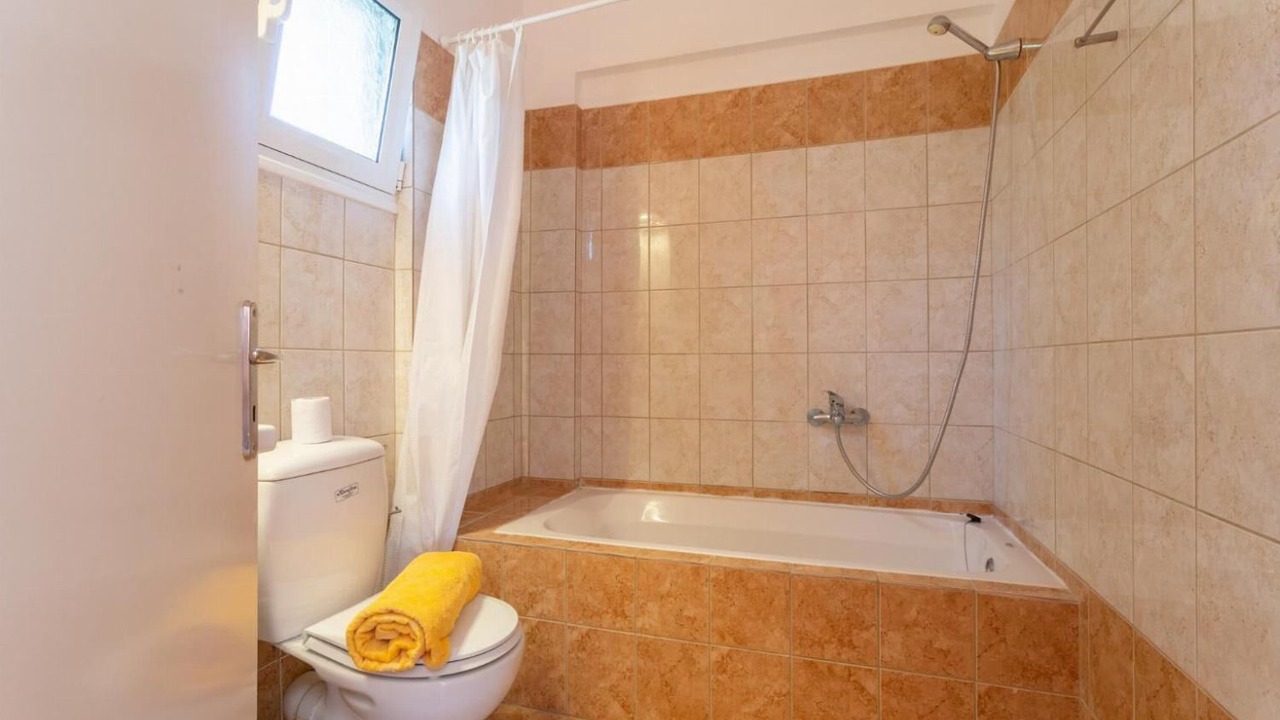 Photo of Bathroom in Kateleios