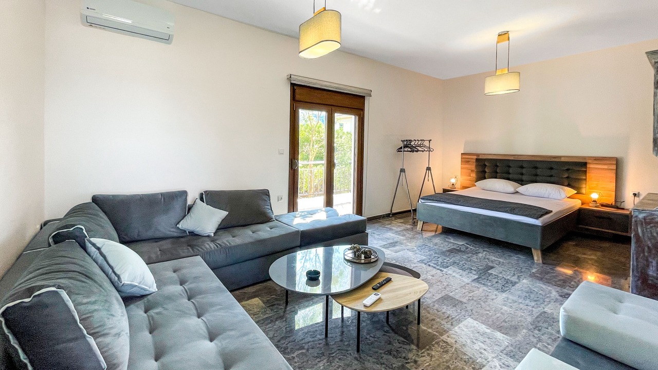 Photo of Livingroom in Elia Nikitis