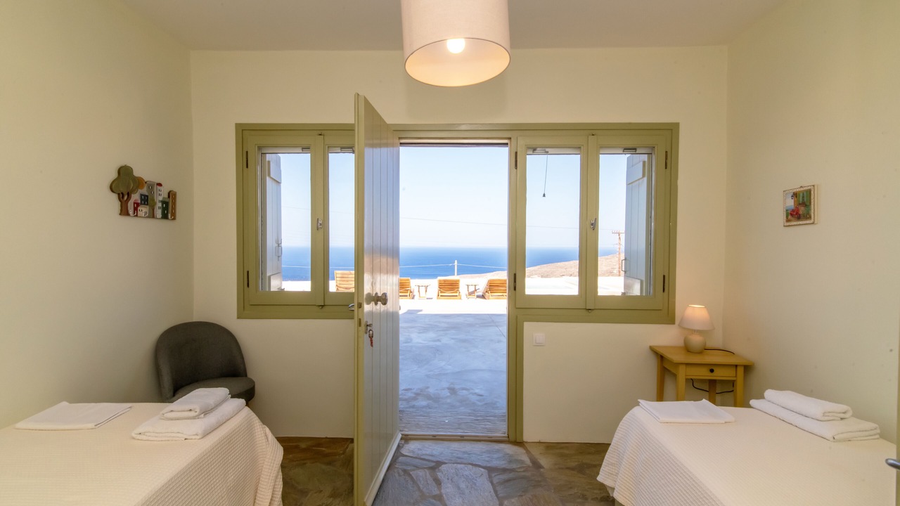 Photo of Bedroom in Exomvourgo