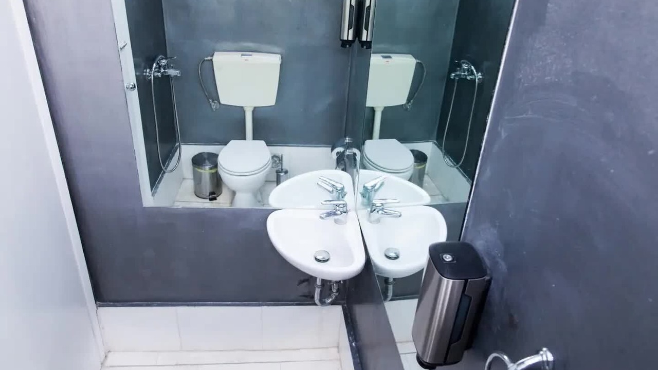 Photo of Bathroom in Ilioupoli