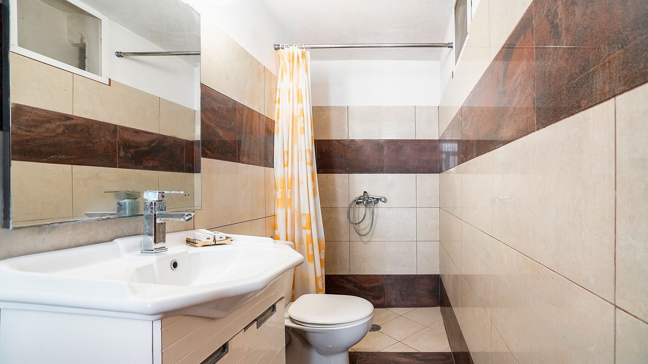 Photo of Bathroom in Tilos