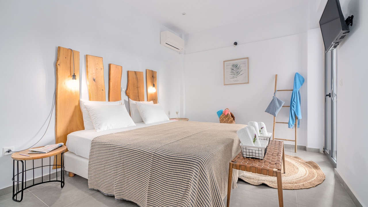 Photo of Bedroom in Troulos
