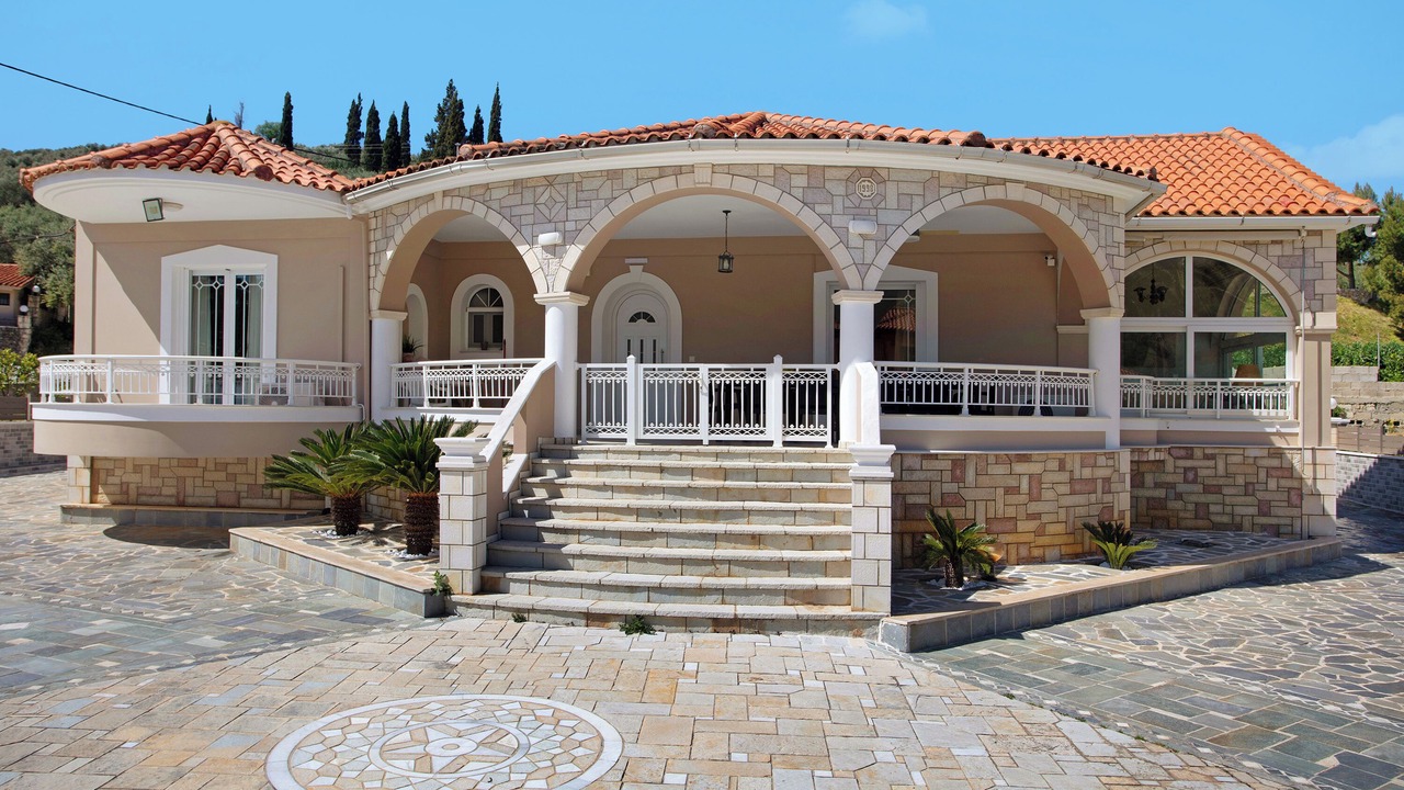 Photo of Outdoor in Alikanas