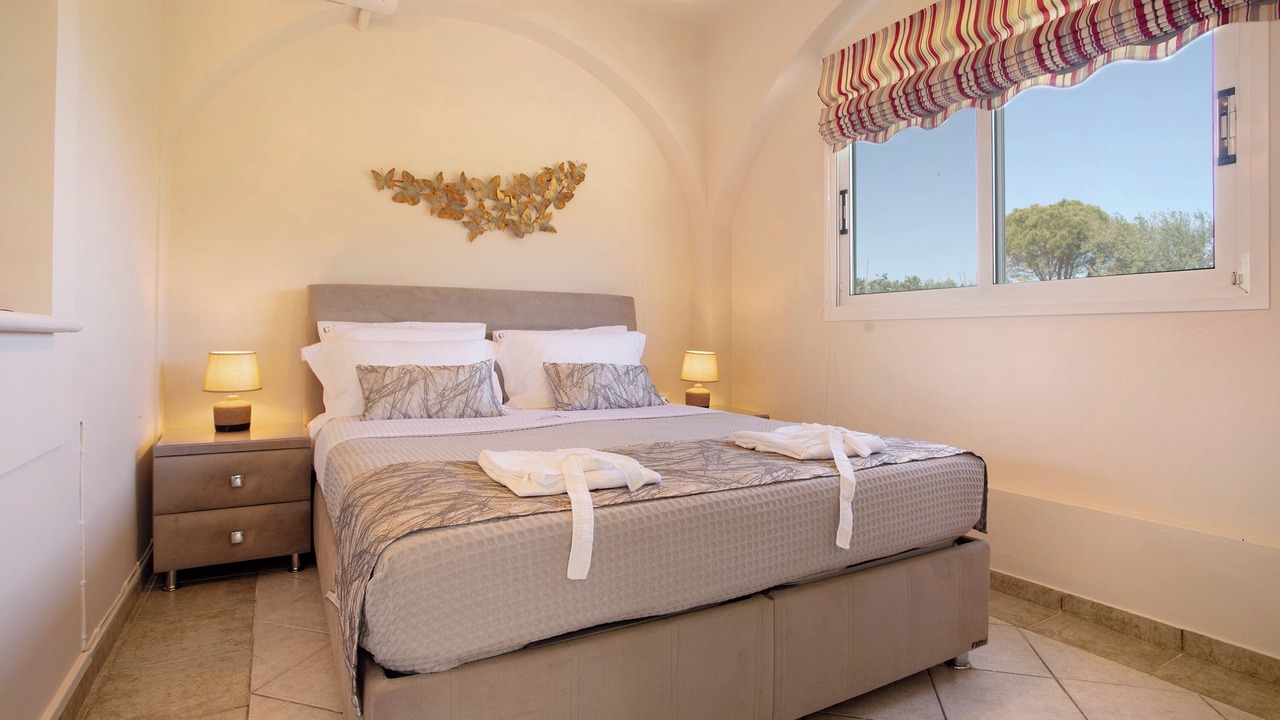 Photo of Bedroom in Alikanas