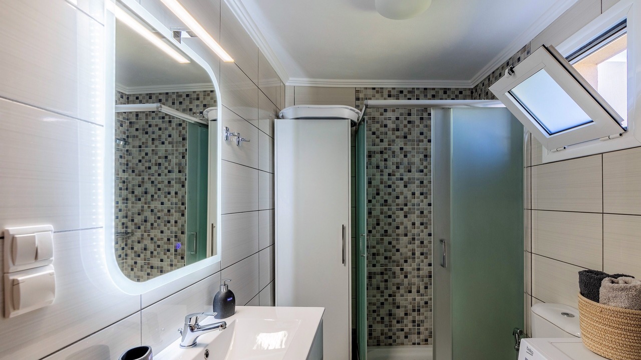 Photo of Bathroom in Koutsouras