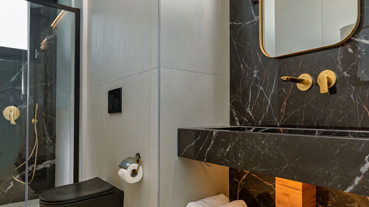 Photo of Bathroom in Rhodes Town