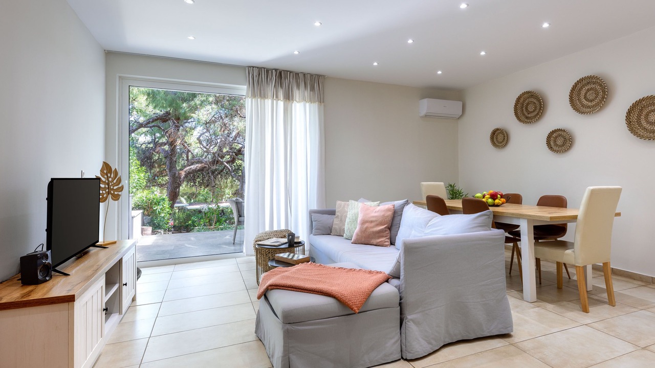 Photo of Livingroom in Vouliagmeni