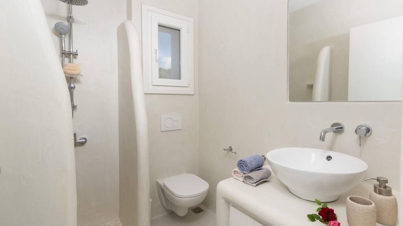 Photo of Bathroom in Naxos