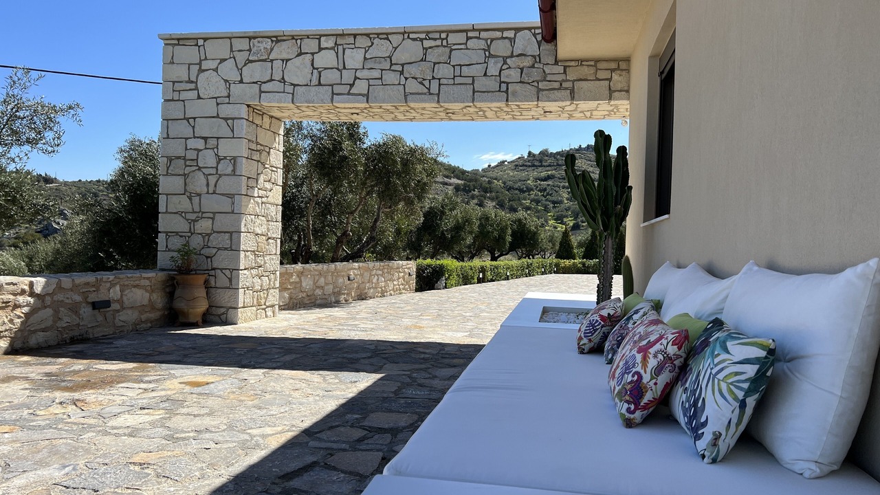 Photo of Patio Balcony in Skotino