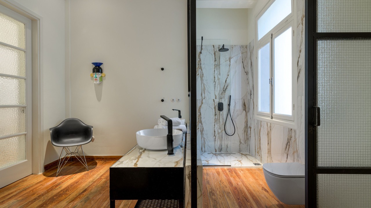 Photo of Bathroom in Plaka