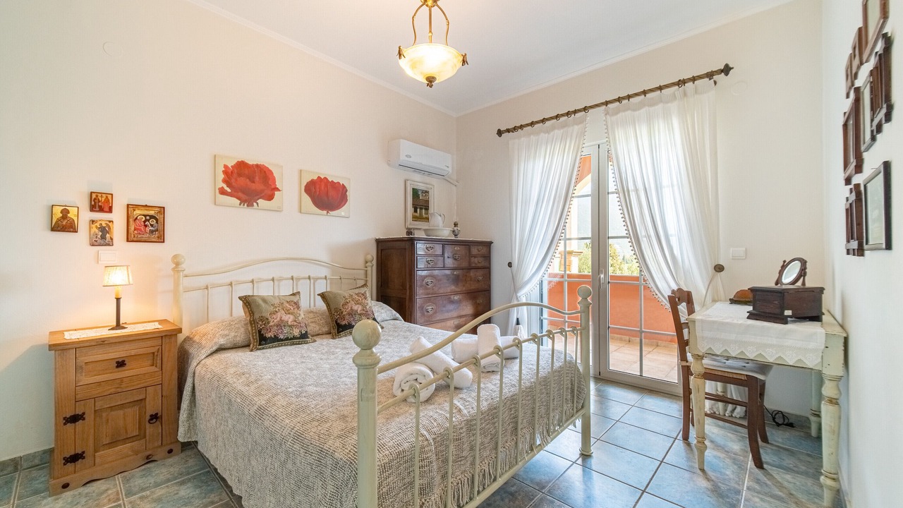 Photo of Bedroom in Kato Korakiana