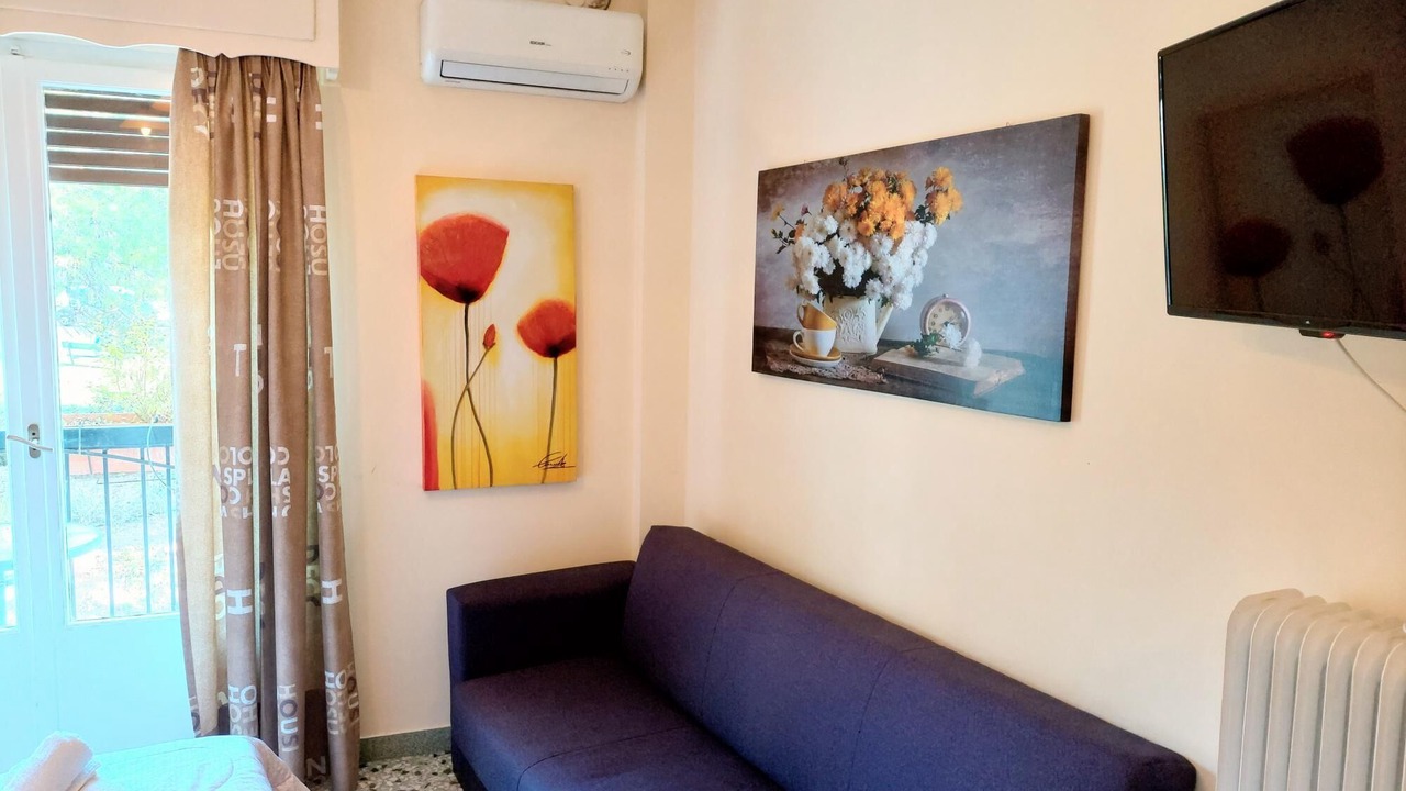 Photo of Livingroom in Petralona