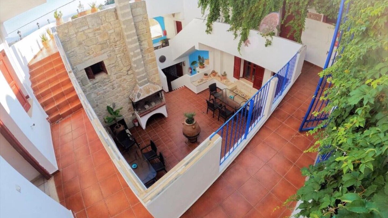Photo of Outdoor in Argyroupoli