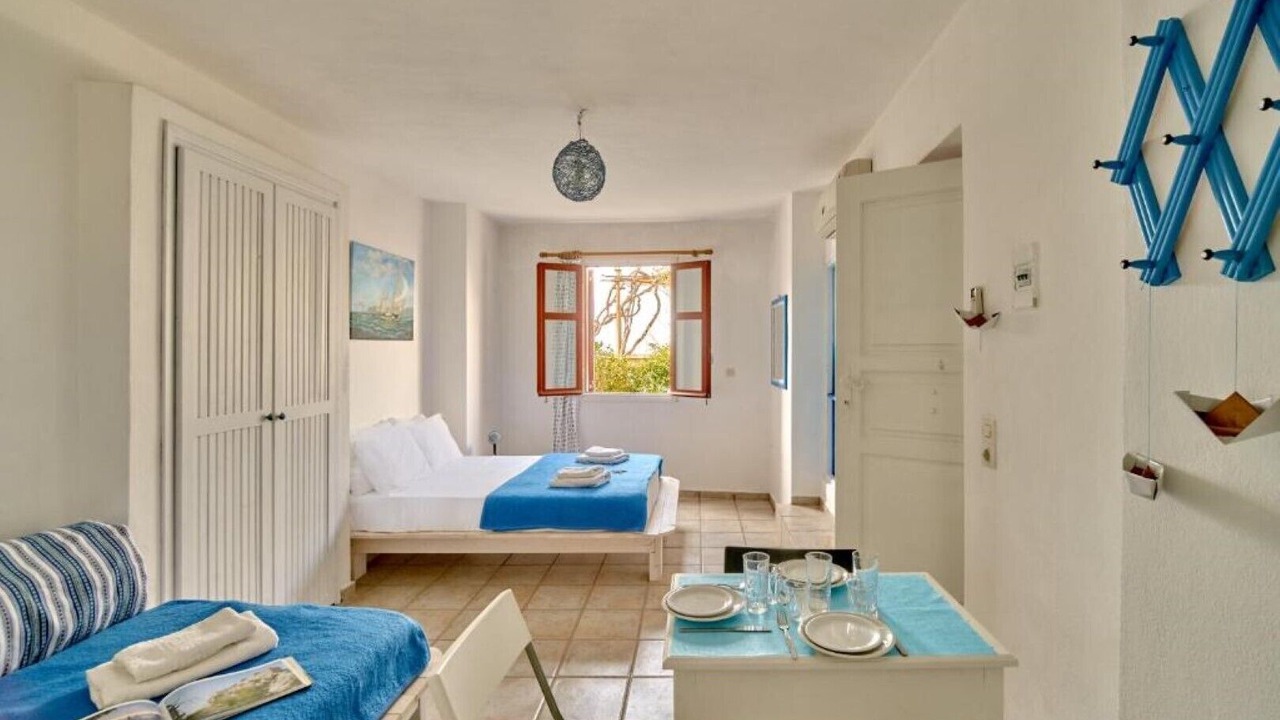 Photo of Bedroom in Argyroupoli