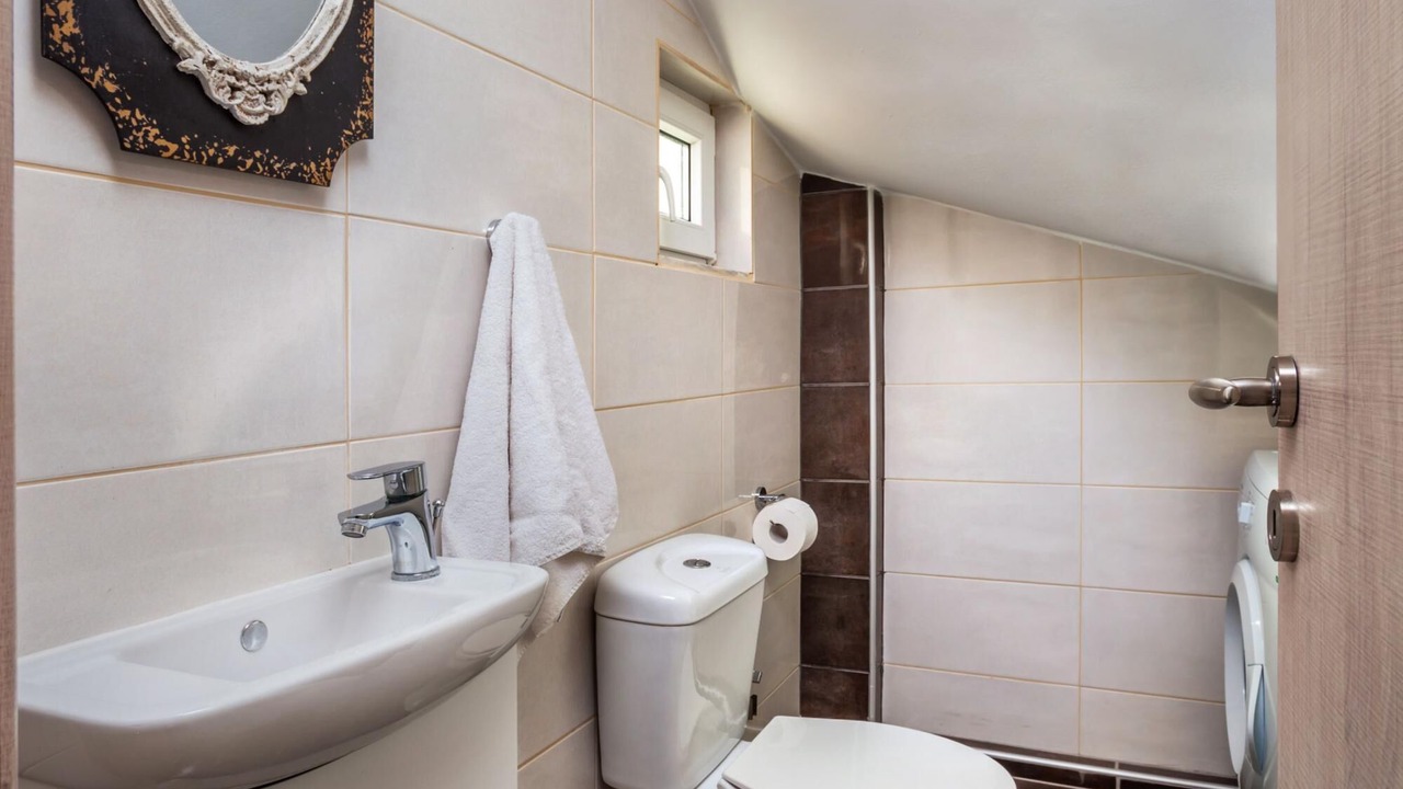 Photo of Bathroom in Pallini