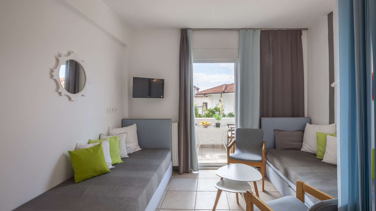 Photo of Livingroom in Neos Marmaras