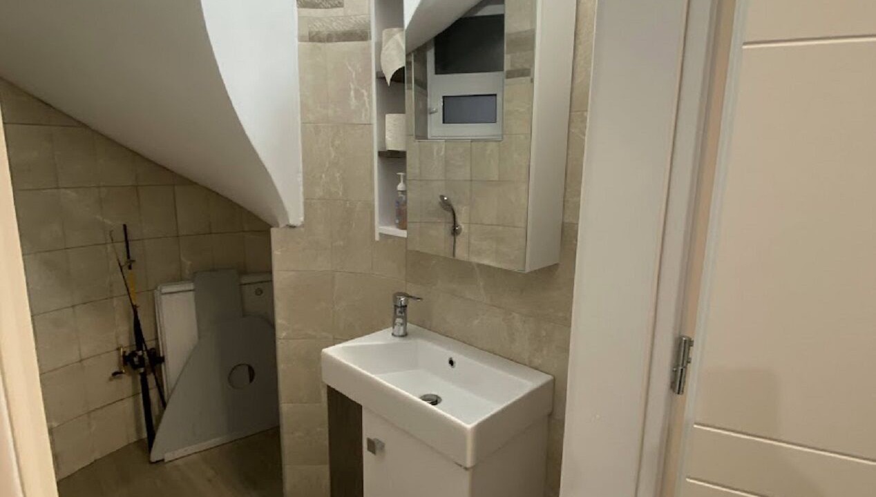 Photo of Bathroom in Lefktron