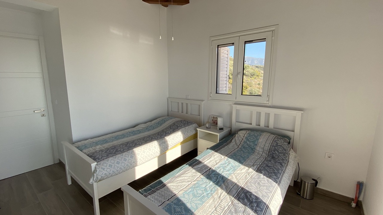 Photo of Bedroom in Lefktron