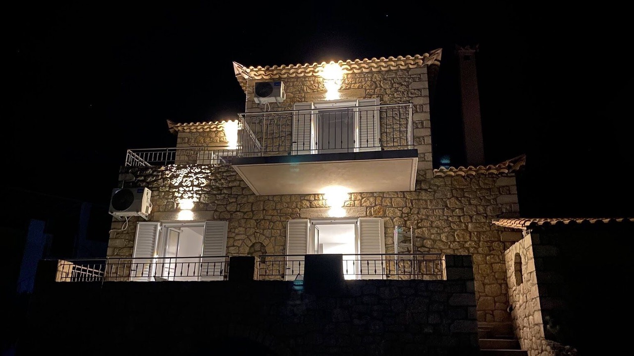 Photo of Outdoor in Lefktron