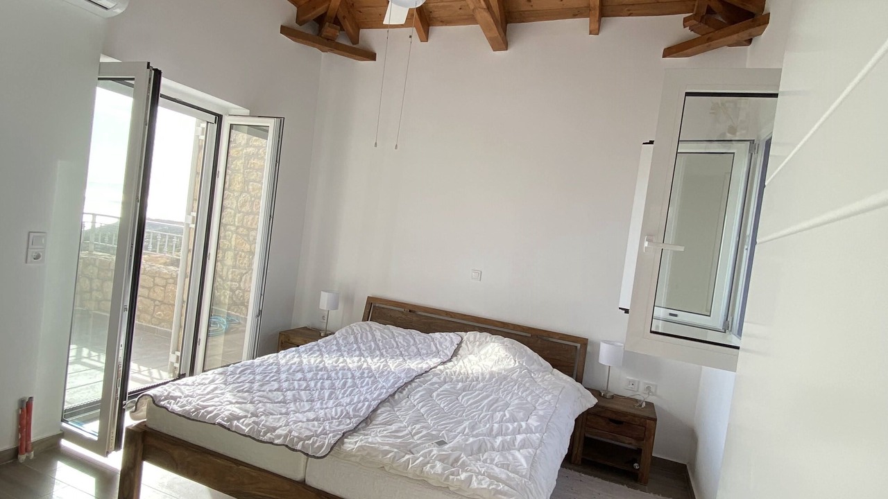 Photo of Bedroom in Lefktron