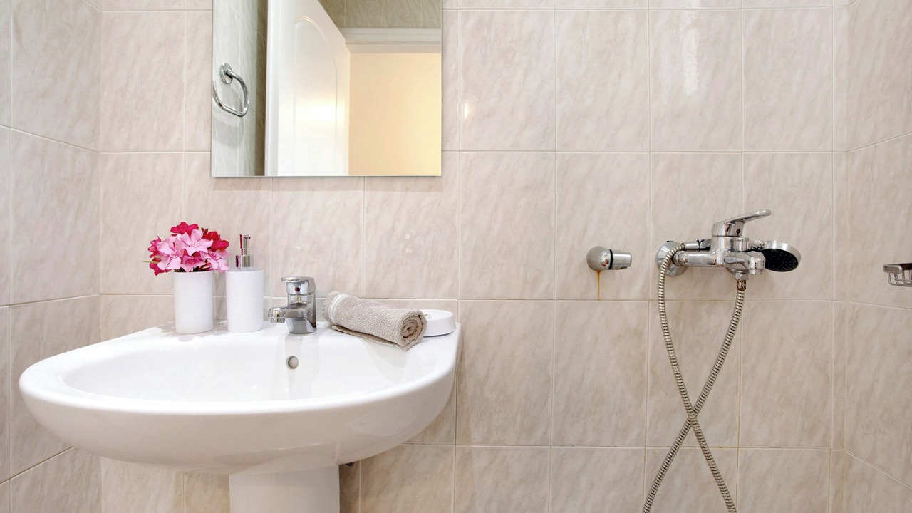 Photo of Bathroom in Alykes