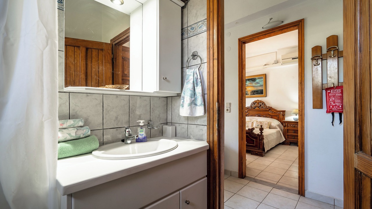 Photo of Bathroom in Kateleios