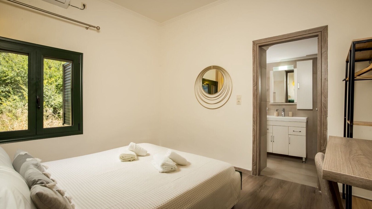 Photo of Bedroom in Potamidha