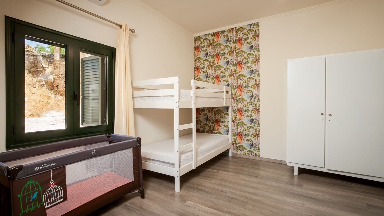 Photo of Bedroom in Potamidha