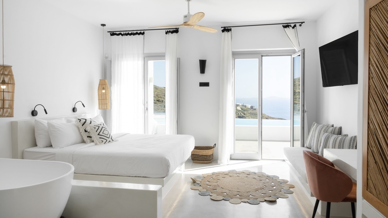 Photo of Bedroom in Faros Armenistis