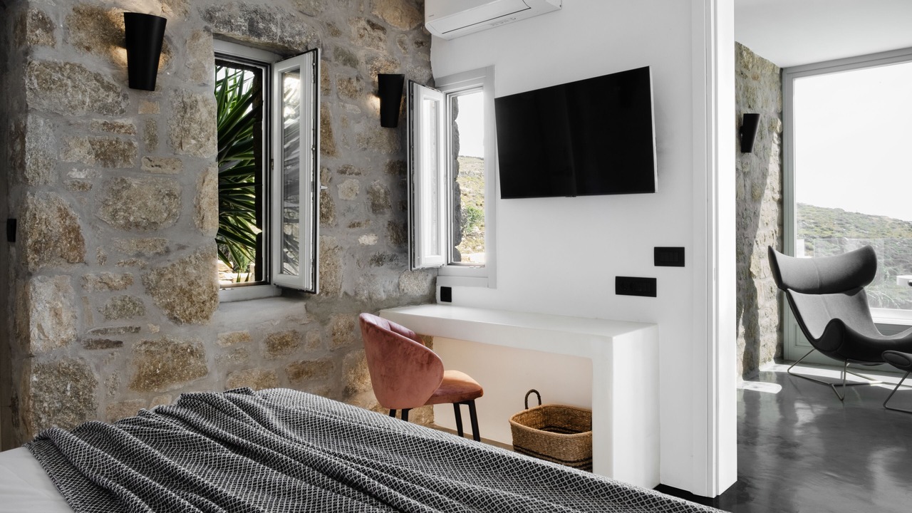 Photo of Bedroom in Faros Armenistis