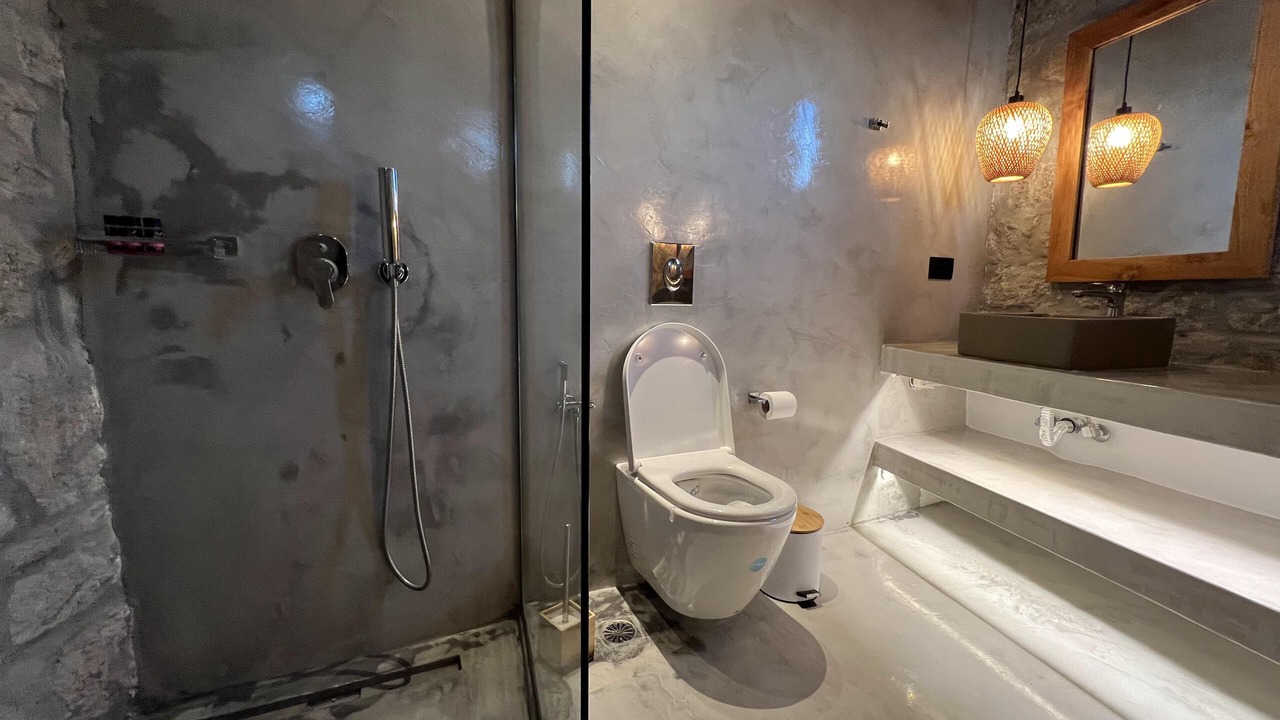 Photo of Bathroom in Faros Armenistis