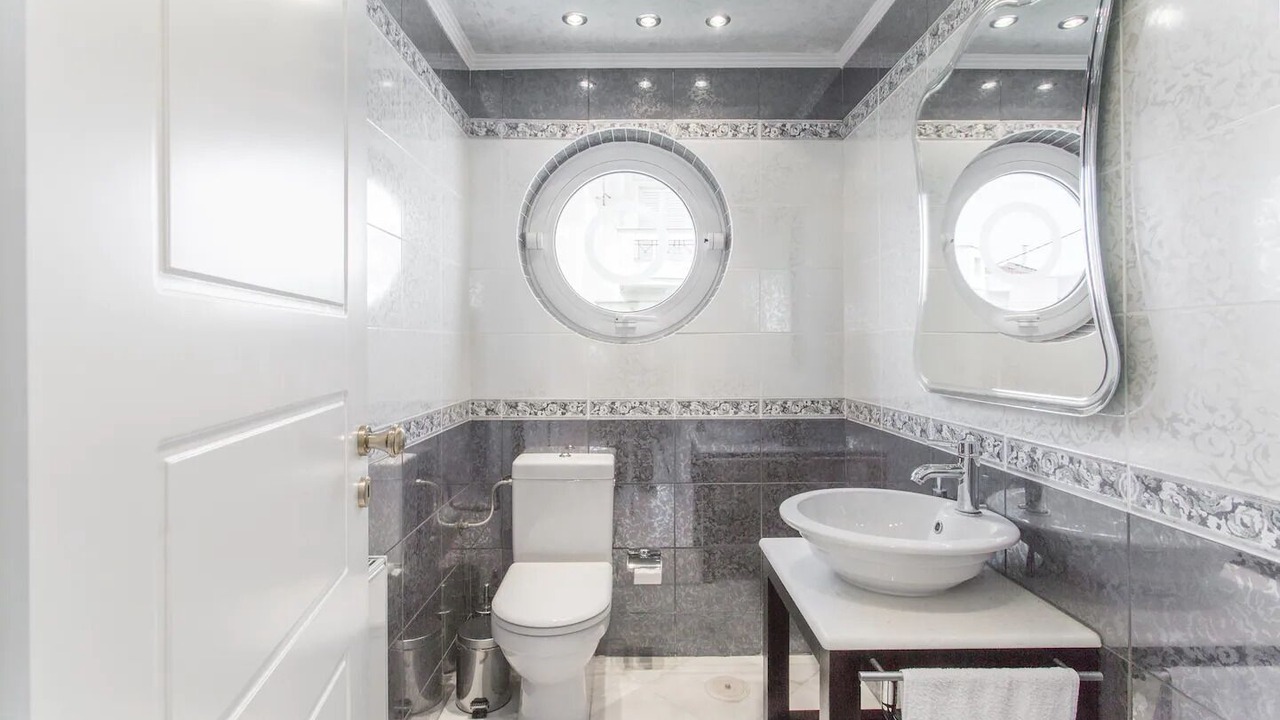 Photo of Bathroom in Nea Makri