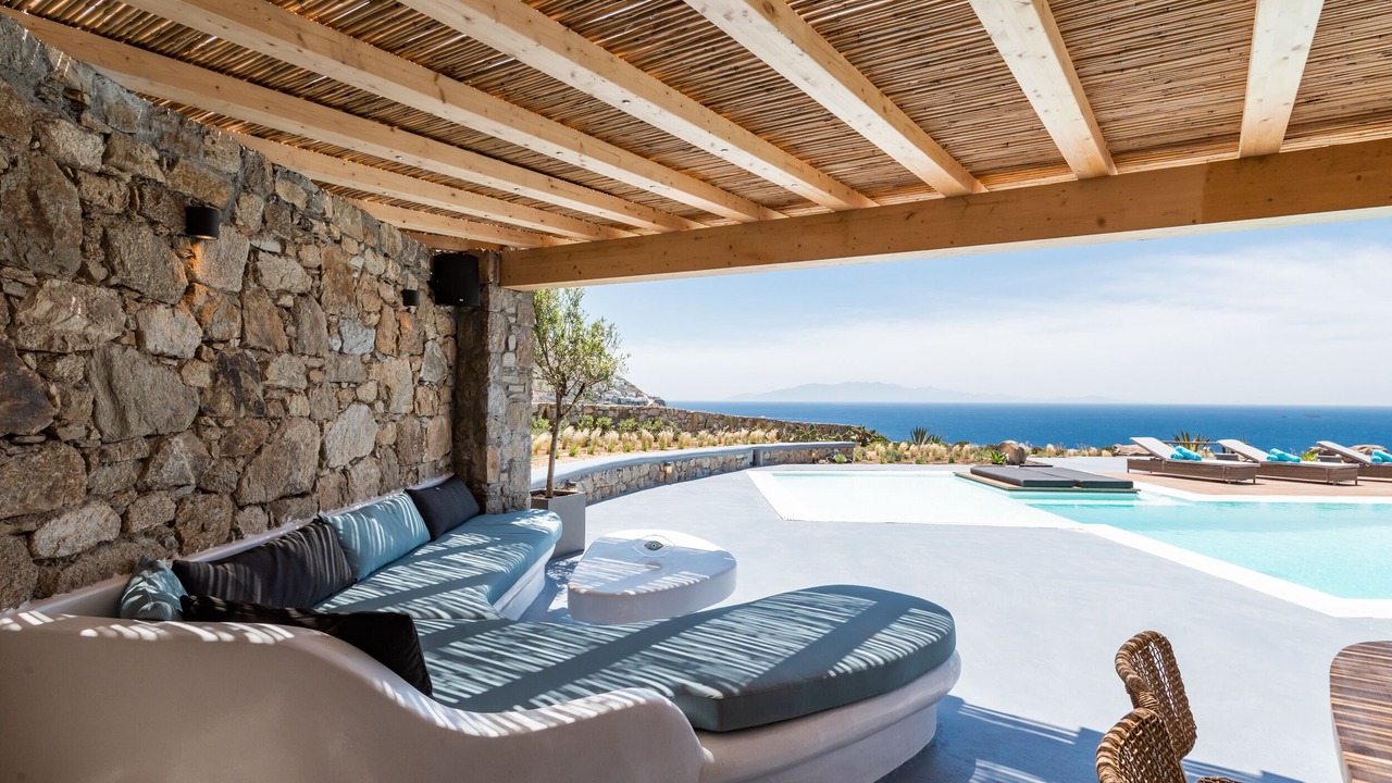 Photo of Outdoor in Elia