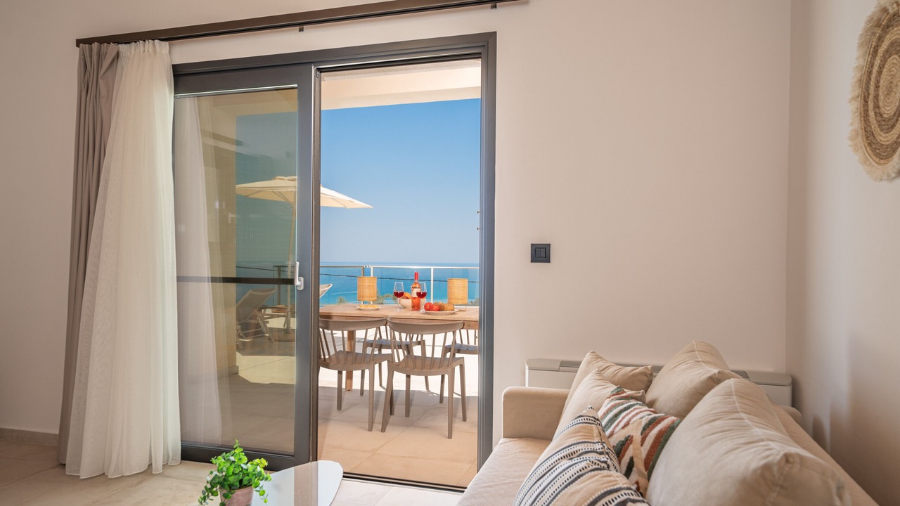 Photo of Livingroom in Leivathos