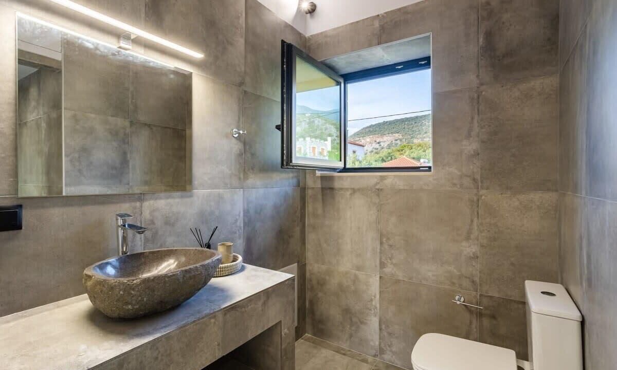 Photo of Bathroom in Lefktron
