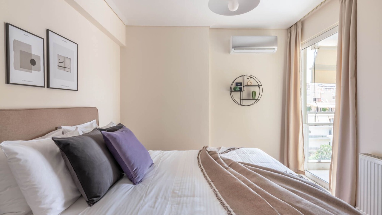 Photo of Bedroom in Alimos