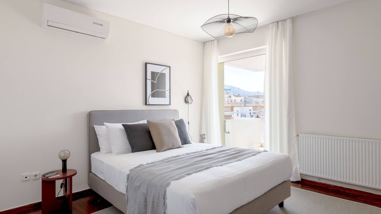 Photo of Bedroom in Alimos