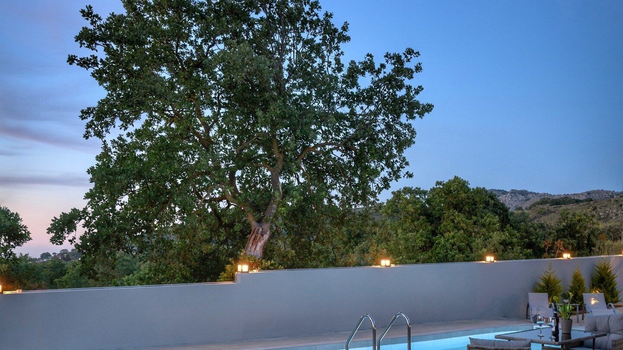 Photo of Outdoor in Monopari