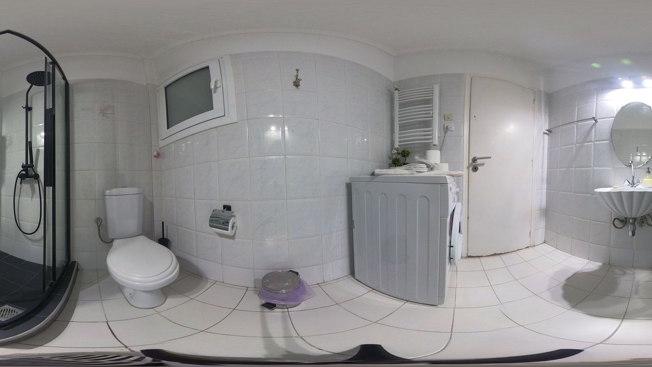 Photo of Bathroom in Ampelokipoi