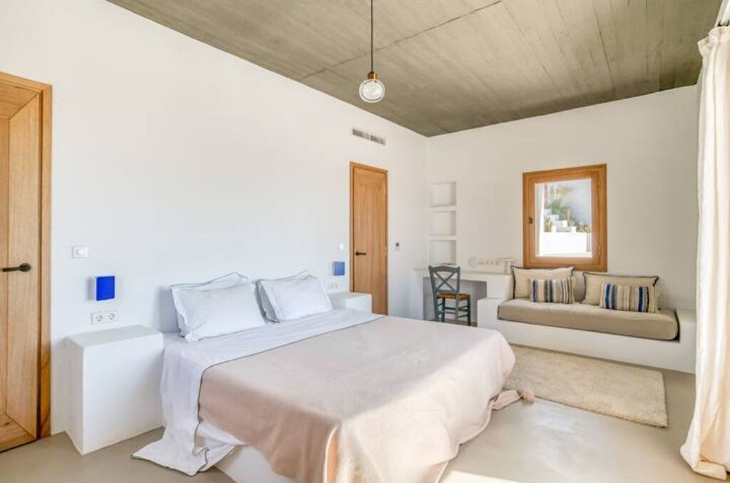 Photo of Bedroom in Ios