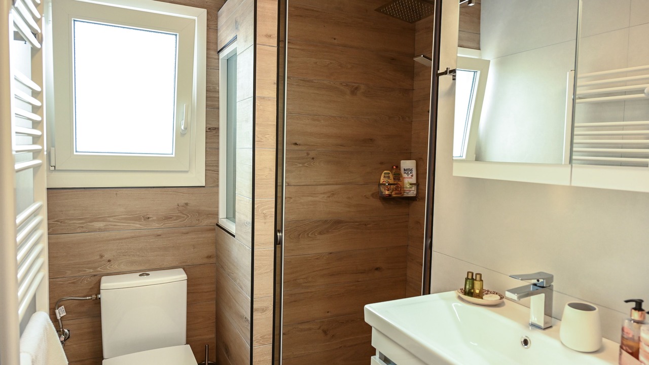Photo of Bathroom in Larissa