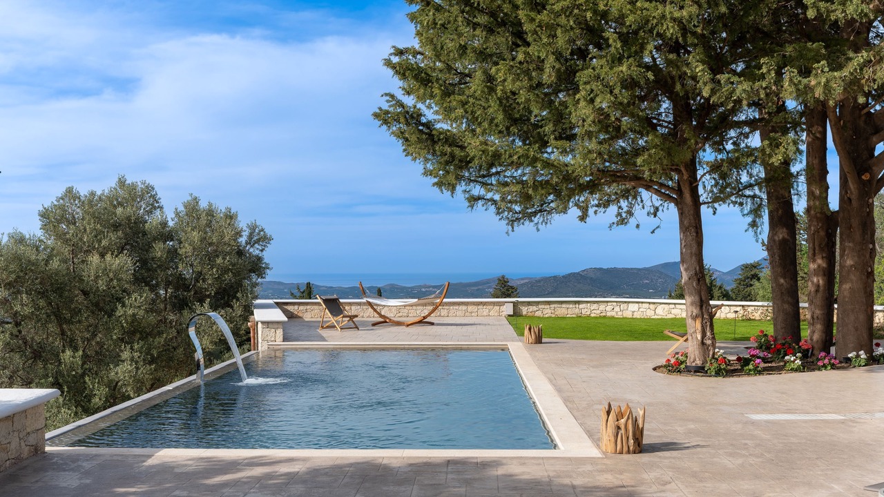 Photo of Outdoor in Margarites