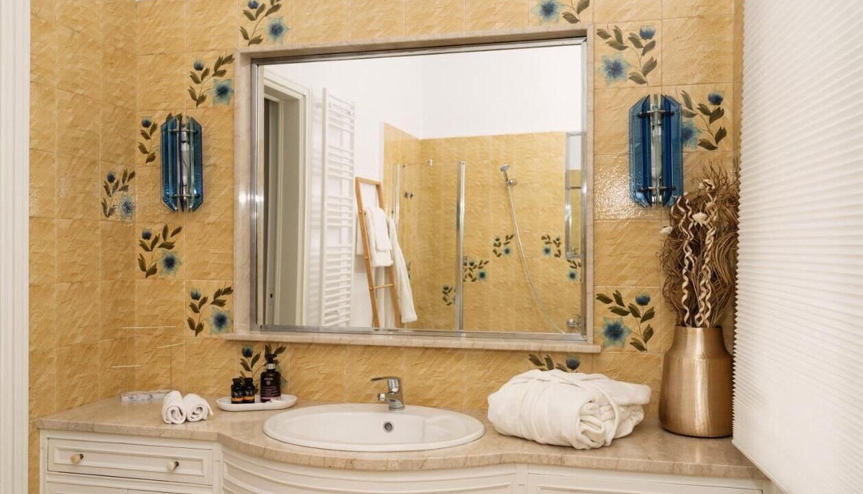Photo of Bathroom in Thissio