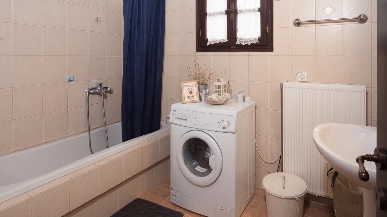 Photo of Bathroom in Makrynitsa