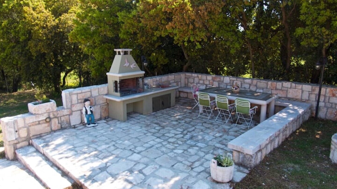Photo of Outdoor in Logarata