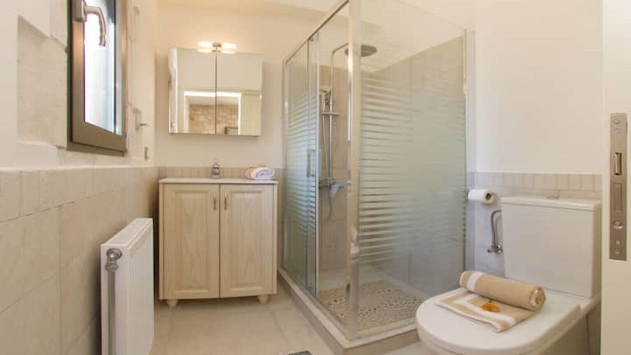 Photo of Bathroom in Logarata