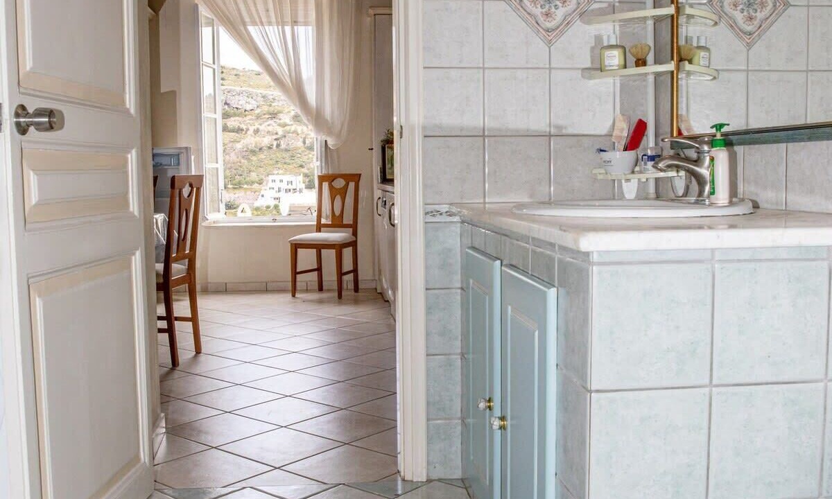 Photo of Bathroom in Leros